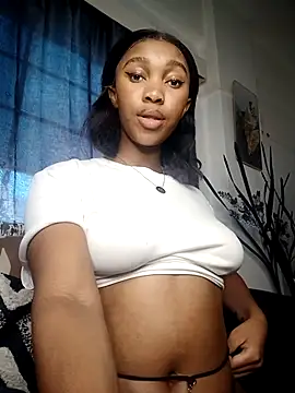 Snapshot of Shria107 chatting on November 2025 03:22:02 PM Shria107 online show from November 2025 03:22:02 PM