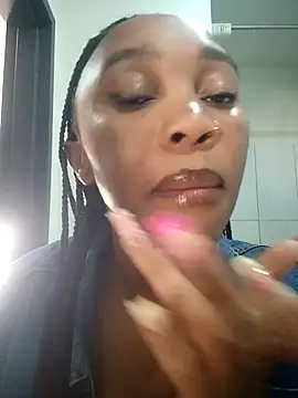 Shria107 online show from April 2026 11:02:01 PM