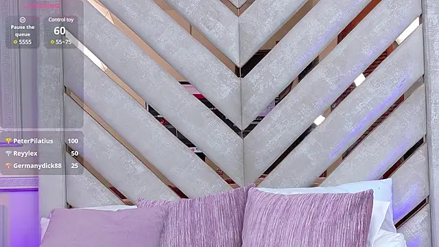 Kendall-Moll online show from February 2025 07:58:02 AM