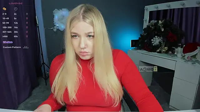 juli kisss online show from January 2025 07:50:02 PM