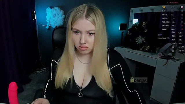 juli kisss online show from January 2025 07:32:01 PM