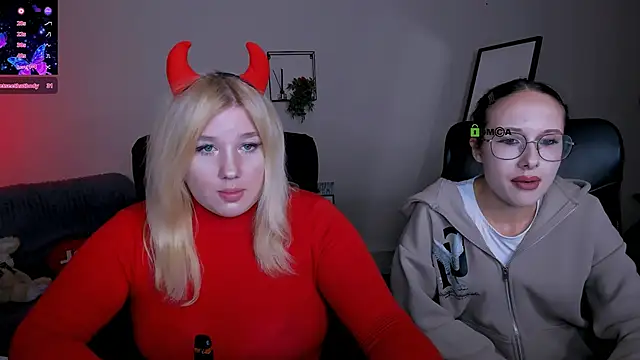 juli kisss online show from September 2025 07:25:01 PM