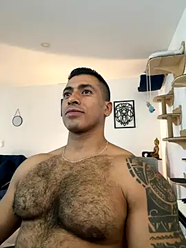 aaroncolombia online show from September 2025 09:50:01 PM