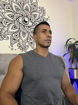 aaroncolombia online show from November 2025 10:45:02 AM