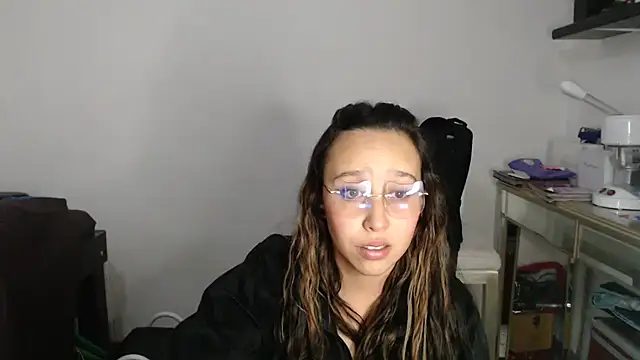 Skarlet Adams28 online show from March 2025 11:16:02 PM