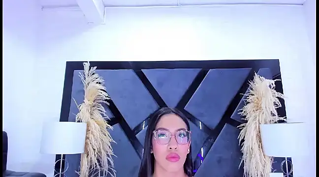 KylieWhite online show from February 2025 03:49:02 PM