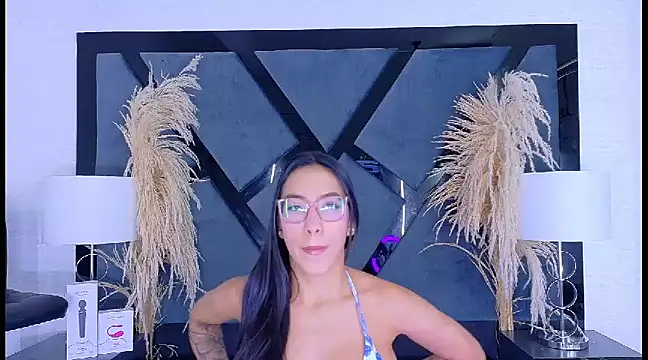 KylieWhite online show from March 2025 02:18:01 PM