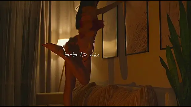 wowmolly online show from November 2025 12:52:01 PM