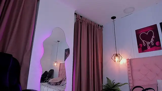 Snapshot of Hannys__cabernet chatting on January 2025 01:57:02 AM Hannys cabernet online show from January 2025 01:57:02 AM