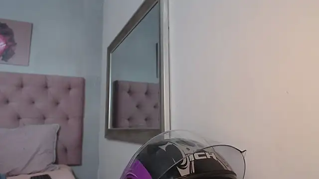 Snapshot of Hannys__cabernet chatting on February 2025 11:13:02 AM Hannys cabernet online show from February 2025 11:13:02 AM