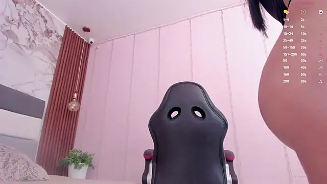 ALICESTARKK online show from February 2026 12:34:02 PM