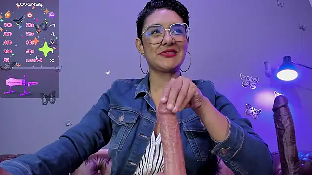 Kaira mosse online show from February 2025 11:54:02 AM