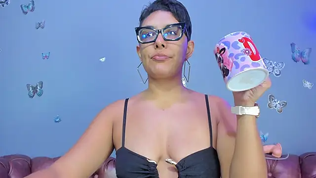 Kaira mosse online show from January 2026 11:47:01 AM