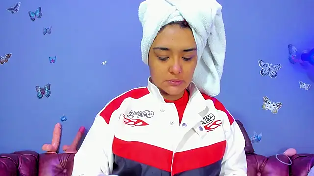 Kaira mosse online show from April 2026 11:14:02 AM