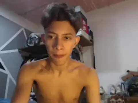 ferchitibellako online show from December 2024 08:21:02 PM