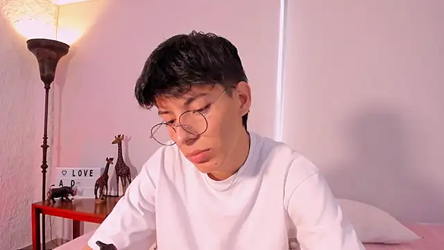 alexandersawyer online show from March 2025 12:35:02 PM