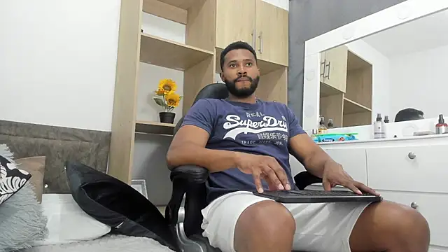 karsonmorris online show from October 2025 05:04:02 PM