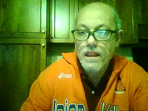 Snapshot of gianbragallini chatting on December 2024 08:47:01 PM gianbragallini online show from December 2024 08:47:01 PM