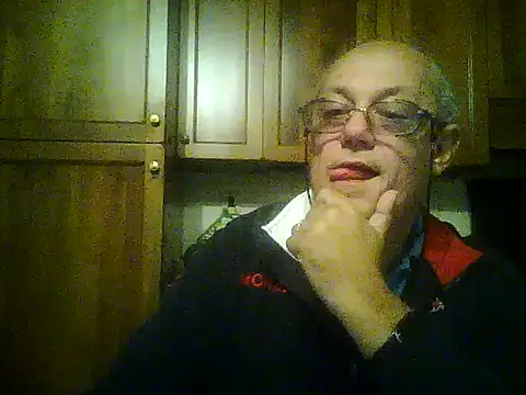 Snapshot of gianbragallini chatting on October 2025 10:08:01 PM gianbragallini online show from October 2025 10:08:01 PM