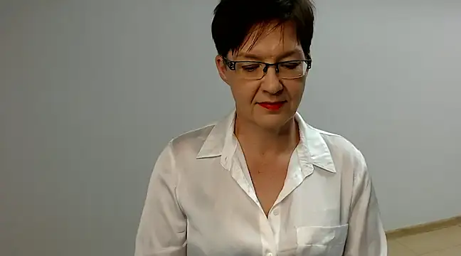 Snapshot of Sofie69Velvet chatting on December 2024 03:55:01 PM Sofie69Velvet online show from December 2024 03:55:01 PM