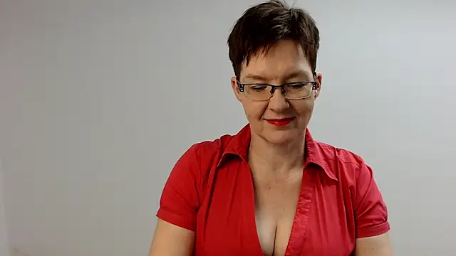 Snapshot of Sofie69Velvet chatting on February 2025 03:18:02 PM Sofie69Velvet online show from February 2025 03:18:02 PM