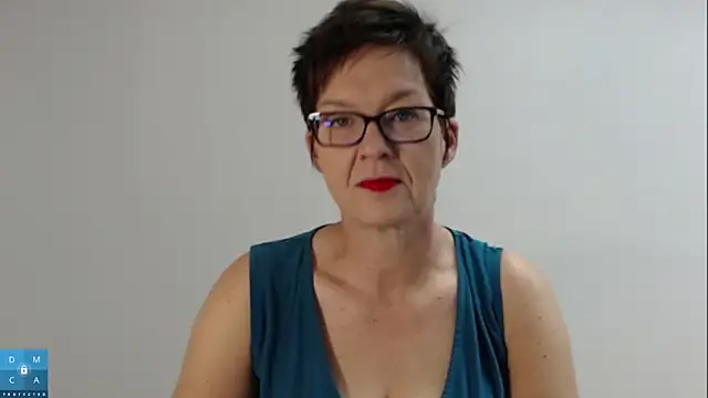 Snapshot of Sofie69Velvet chatting on September 2025 06:15:01 AM Sofie69Velvet online show from September 2025 06:15:01 AM