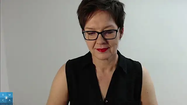 Snapshot of Sofie69Velvet chatting on October 2025 08:13:02 AM Sofie69Velvet online show from October 2025 08:13:02 AM