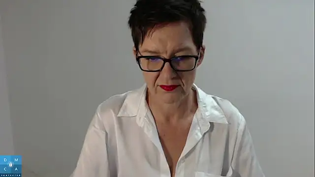 Snapshot of Sofie69Velvet chatting on November 2025 03:12:02 PM Sofie69Velvet online show from November 2025 03:12:02 PM