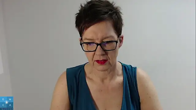 Snapshot of Sofie69Velvet chatting on November 2025 07:34:02 AM Sofie69Velvet online show from November 2025 07:34:02 AM