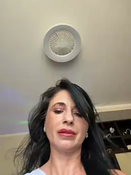 Snapshot of MichelleCara chatting on July 2026 09:58:01 AM MichelleCara online show from July 2026 09:58:01 AM