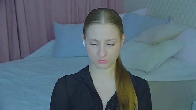 BritneyCruze online show from March 2025 02:16:01 PM