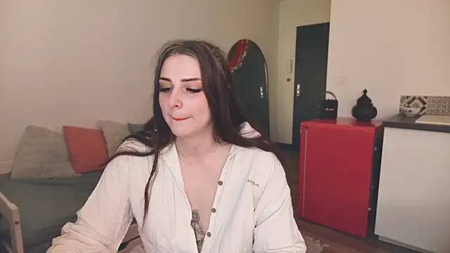 Snapshot of ce_leste__ chatting on February 2026 12:10:02 PM ce leste online show from February 2026 12:10:02 PM