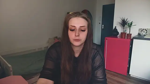 Snapshot of ce_leste__ chatting on February 2026 04:08:01 PM ce leste online show from February 2026 04:08:01 PM