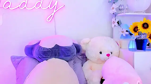 MaddyParisi online show from February 2025 11:10:01 AM