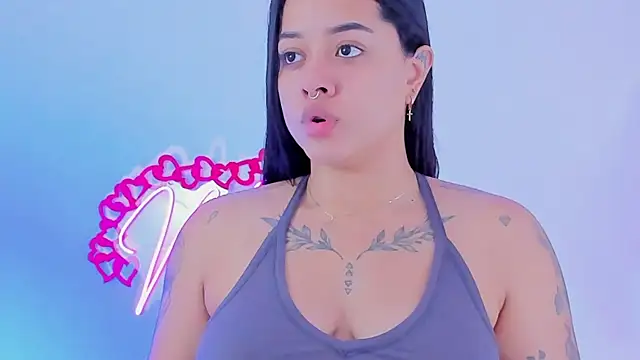 MaddyParisi online show from February 2025 05:04:02 PM