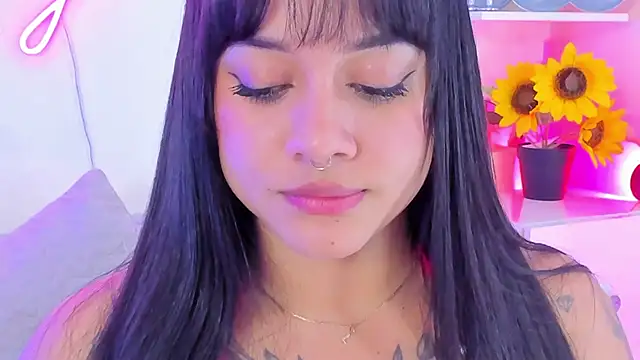 MaddyParisi online show from March 2025 04:13:01 AM