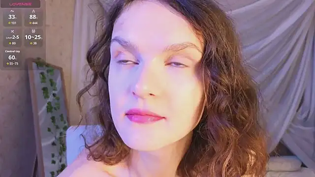 Snapshot of Soo_dreamy chatting on February 2026 01:35:02 AM Soo dreamy online show from February 2026 01:35:02 AM