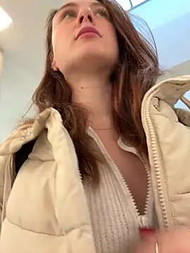 Dina Tease online show from November 2025 12:15:02 PM