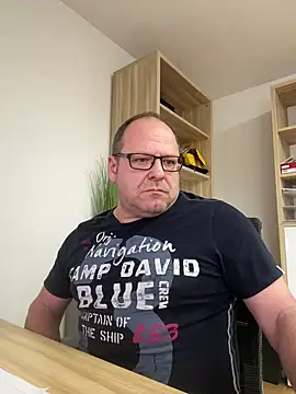 coupleLatinaLovers online show from December 2024 12:55:02 PM