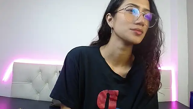 KaitlynLoveCam online show from March 2025 04:21:02 AM