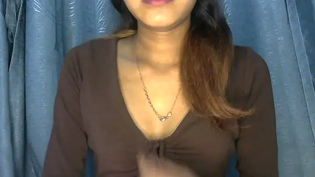 jassi-just18 online show from January 2025 03:47:02 PM