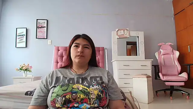  69HONRY online show from December 2024 12:51:02 PM