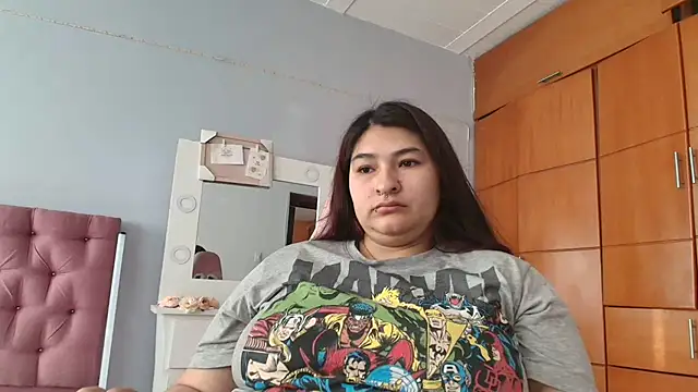  69HONRY online show from December 2024 01:29:02 PM