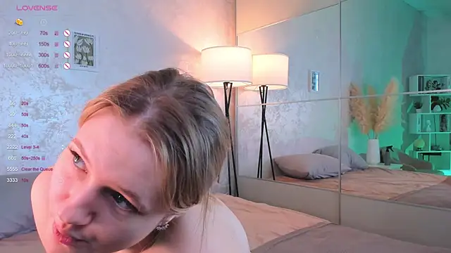 MaydaFoulk online show from March 2025 05:25:01 AM