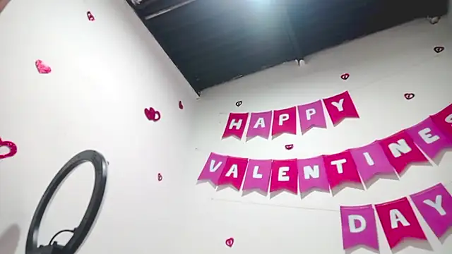 PetiteIvoryQueen19 online show from March 2025 10:24:02 AM