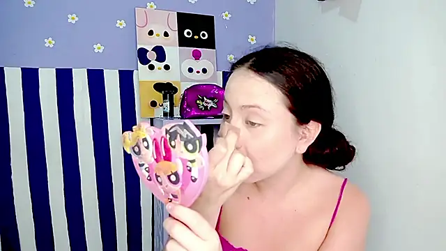 PetiteIvoryQueen19 online show from April 2026 04:06:02 AM