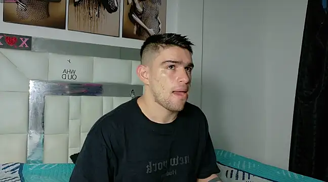 Sexy Alejandro  online show from January 2025 11:26:02 AM