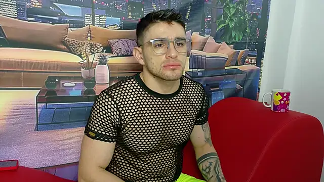 Sexy Alejandro  online show from March 2025 11:19:01 AM