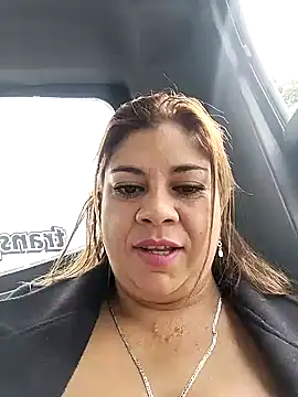 Laura-Hernandez online show from December 2024 05:16:01 PM