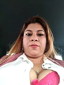 Laura-Hernandez online show from January 2025 05:17:01 PM